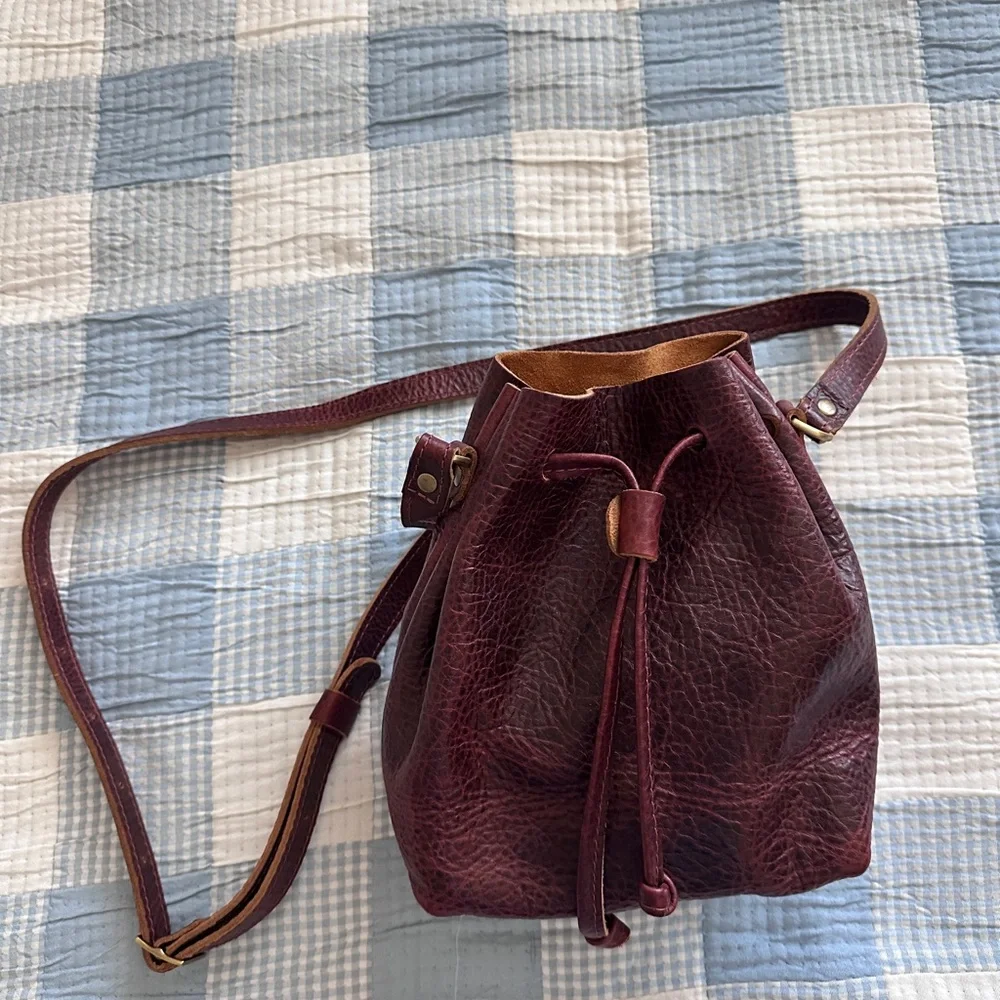 NWOT Portland Leather Bucket Bag - Cinnamon Bear - Picture 2 of 6